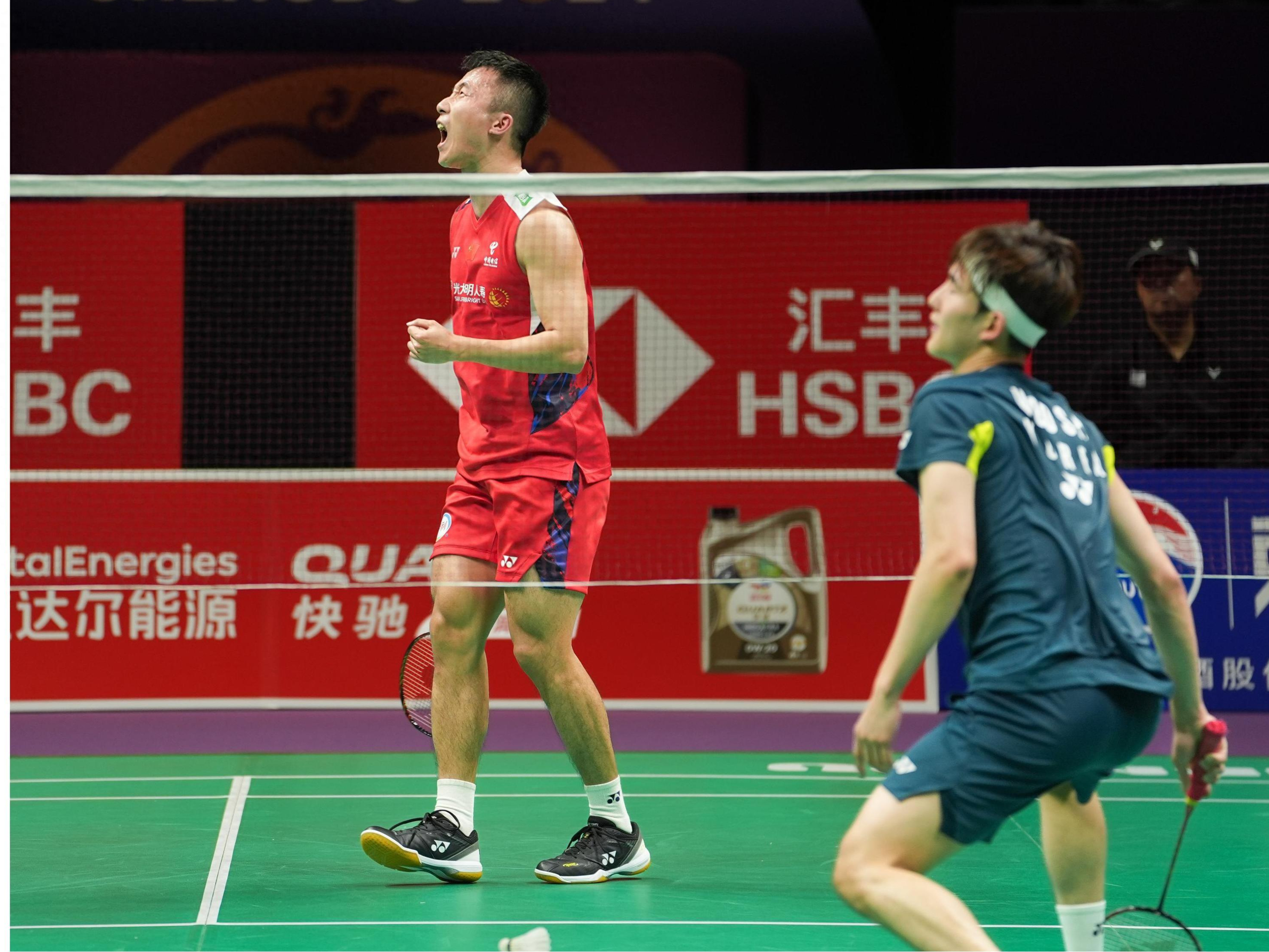 韩国羽毛球队碾压泰国羽毛球队，陶菲克关键制胜