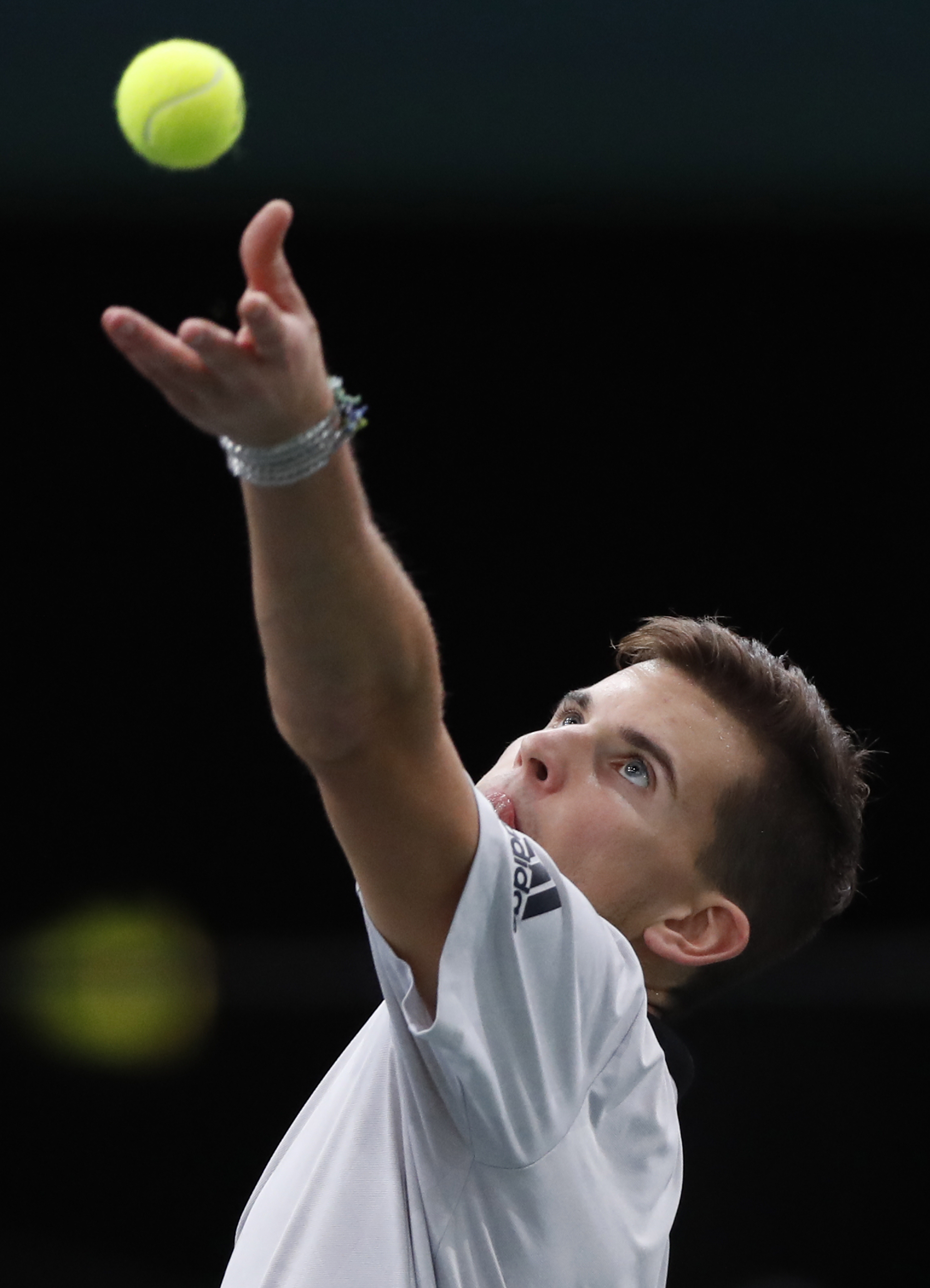 年终总决赛轻取戴维斯杯，蒂姆惊艳四座