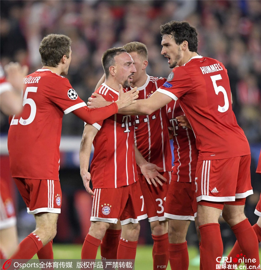 开云下载-塞维利亚翻盘巴萨，蒂亚戈惊艳四座